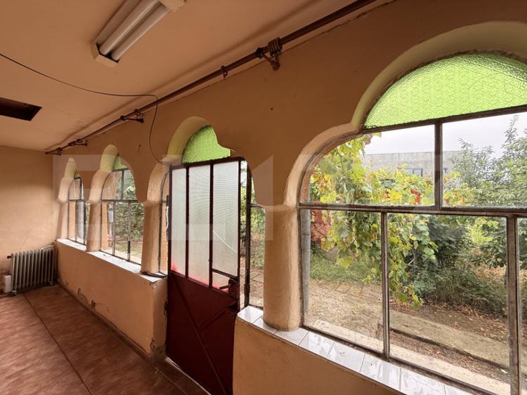 Teren IV 1.308 mp, cu casa veche ?i grajd, dubla deschide - 6