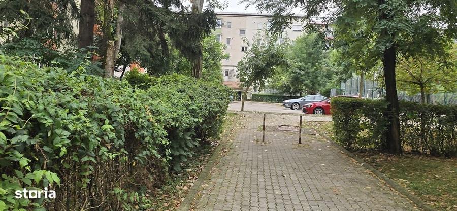 Apartament cu 2 camere în Micro 9