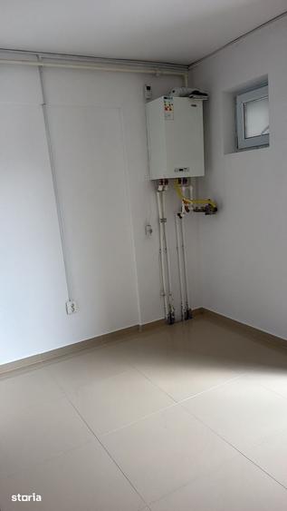 Spațiu comercial, de 65 mp, în Central