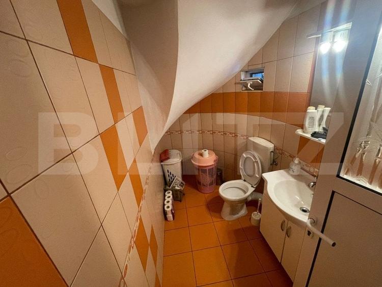 Casă individuală cu 4 camere cu Canalizare în Micești