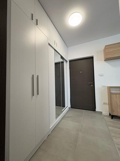 Apartament cu 2 camere semidecomandat, mobilat în Drumul Taberei