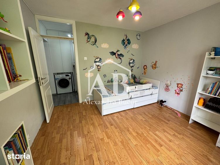 Apartament cu 3 camere decomandat, mobilat în Pantelimon
