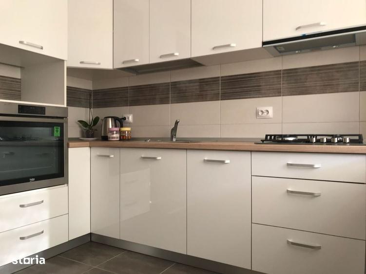 Casă cu 4 camere cu Teren 70 Mp în Central