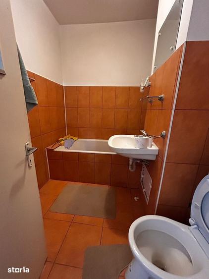 Apartament o camera decomandat Pacurari vis-a-vis de Petrom - 7