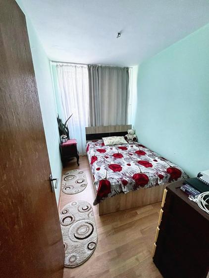 Apartament cu 3 camere semidecomandat în Apusului