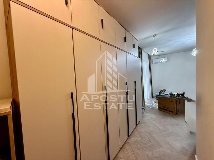 Apartament cu 2 camere semidecomandat, mobilat în Aradului