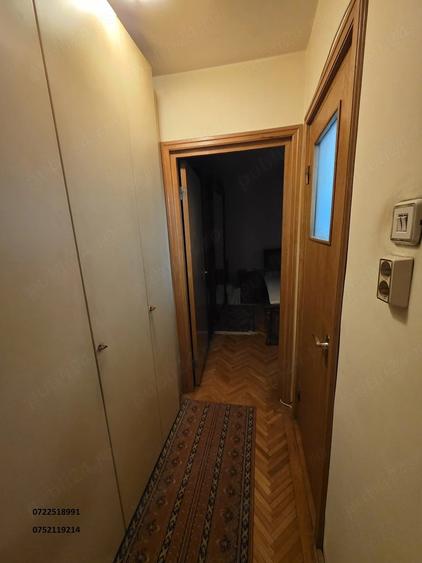 Apartament cu 3 camere decomandat în Coșbuc