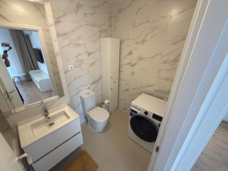 Apartament cu 2 camere semidecomandat în Theodor Pallady