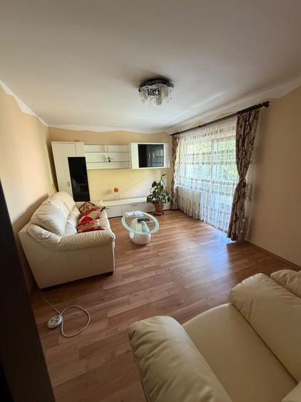 Apartament cu 2 camere decomandat în Republicii