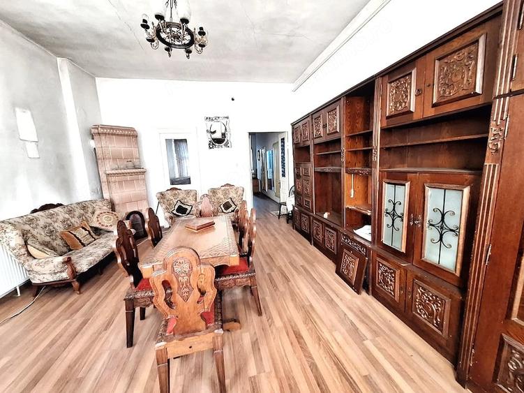 Casă cu Teren 50 Mp în Central