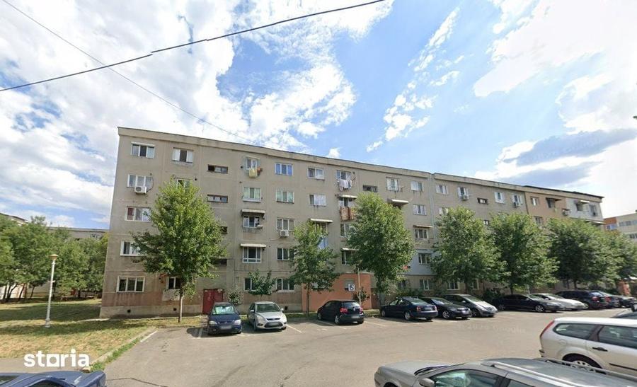 Apartament cu 3 camere în Crihala