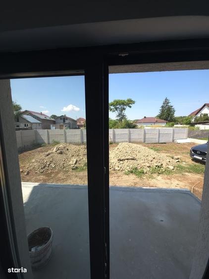 Casă cu 4 camere în Domnești