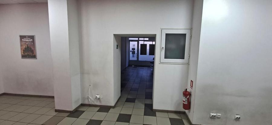 Spațiu comercial, de 64 mp, în Olteniței
