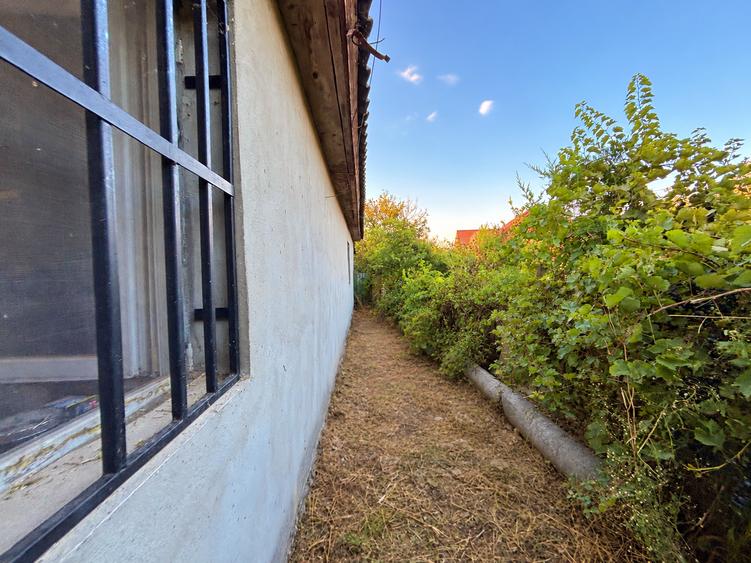 Casă cu 3 camere cu Canalizare în Valu lui Traian