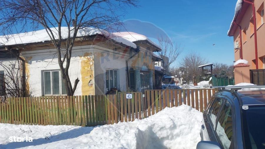 Spațiu comercial, în Domnești