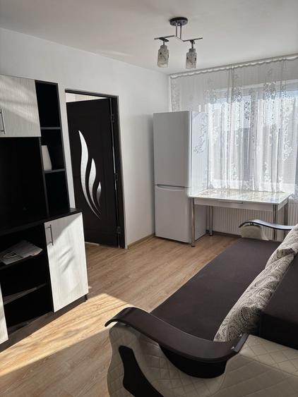 Apartament cu 2 camere nedecomandat în Central