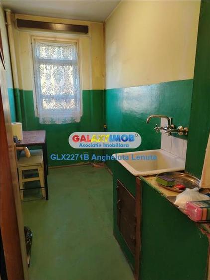 Apartament cu 2 camere decomandat în Drumul Taberei