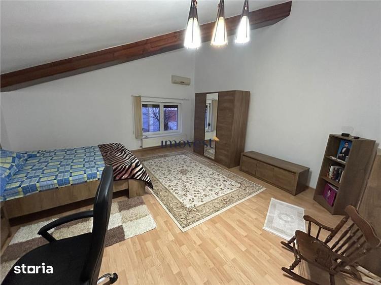 Casă cu 7 camere cu Teren 345 Mp în Titulescu