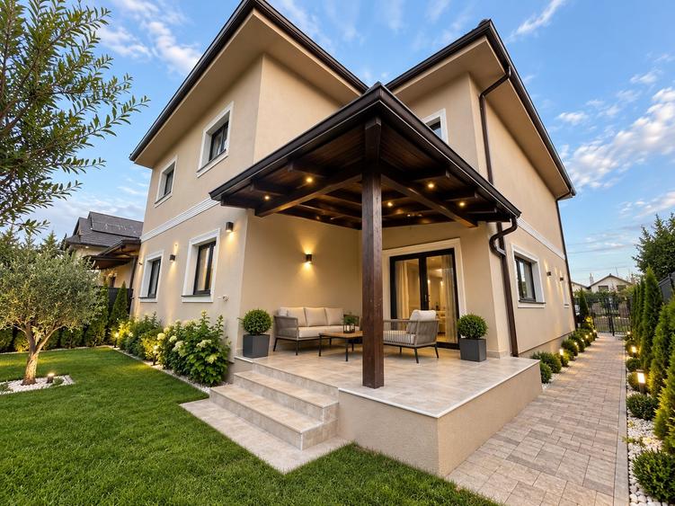 Duplex cu 5 camere cu Canalizare în Moșnița Nouă