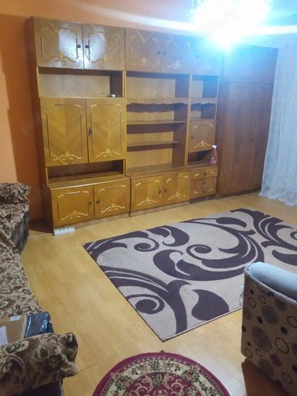 Apartament cu 2 camere decomandat în Radu Negru