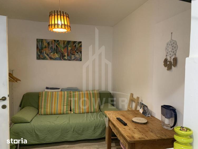 Casă cu 8 camere cu Teren 203 Mp în Ultracentral