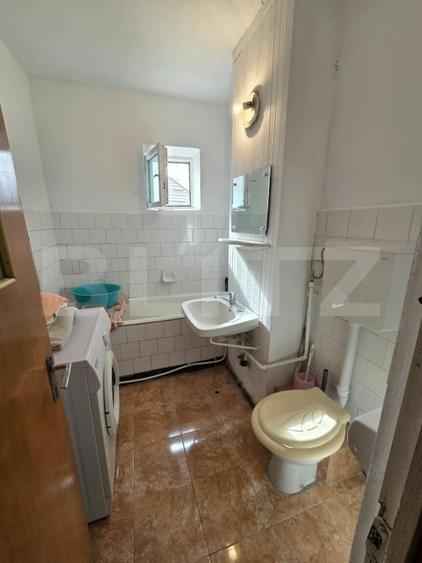 Apartament cu 3 camere decomandat, mobilat în Exterior Nord