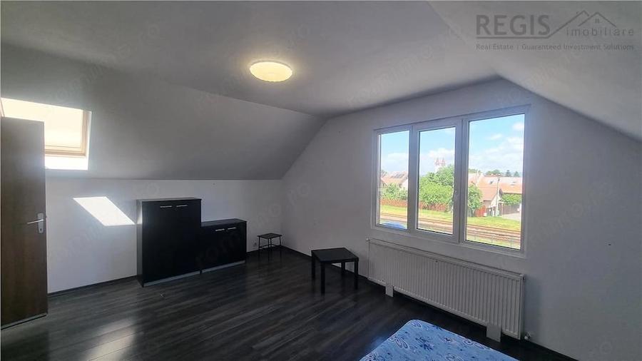 Casă cu 4 camere cu Teren 300 Mp în Bartolomeu