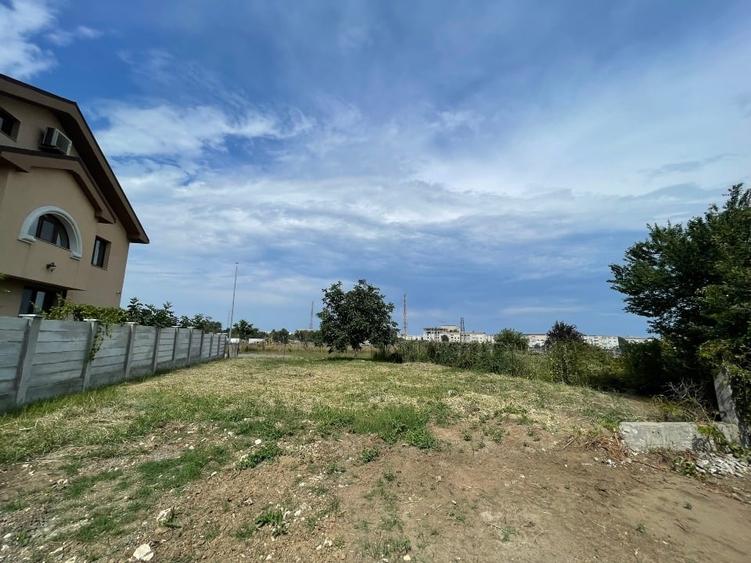Teren Construcții intravilan de 460 mp, în Kamsas