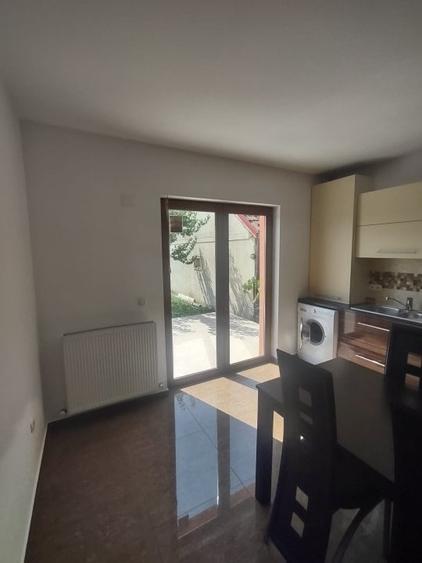 Casă individuală cu 4 camere cu Teren 450 Mp în Săcălaz