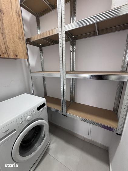 Apartament cu 2 camere decomandat în Tractorul
