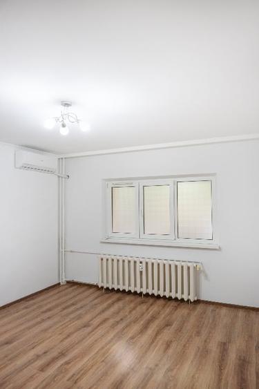 Garsonieră decomandată în Mihai Bravu