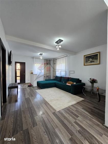 Casă cu 5 camere cu Teren 518 Mp în Ciurea