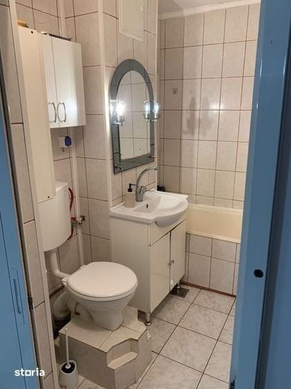 Apartament cu 2 camere decomandat în Recea