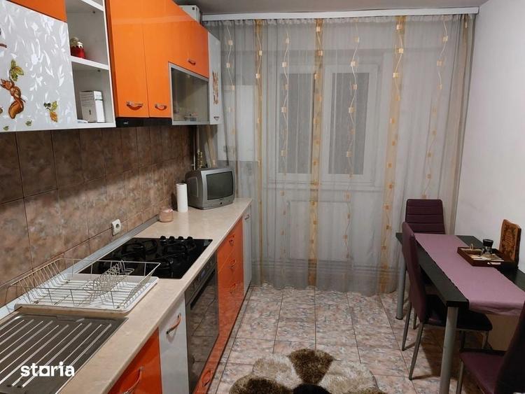 De vanzare apartament 3 camere decomandat et intermediar - 3