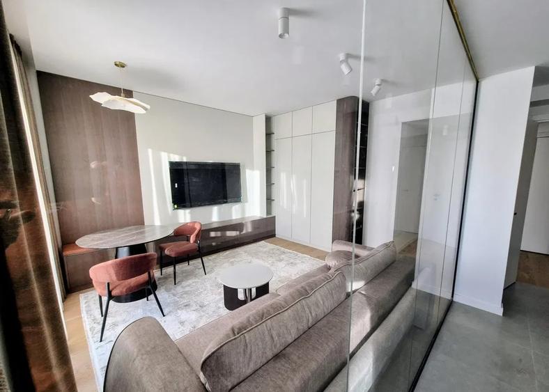 Apartament cu 2 camere decomandat, mobilat în Aviației