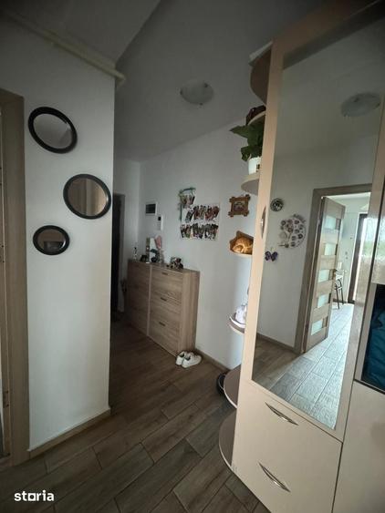 Apartament cu 2 camere decomandat în Miroslava