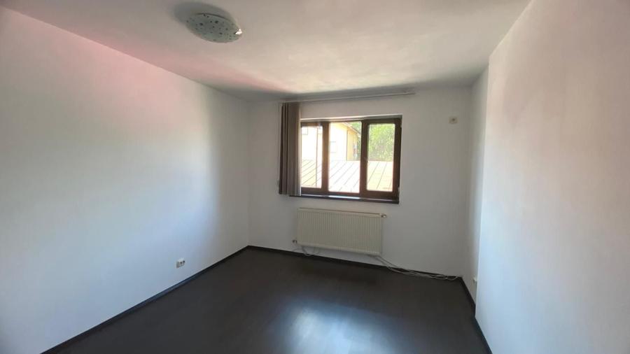 Apartament cu 2 camere decomandat în Progresul