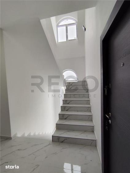 Casă cu Teren 1097 Mp în Iorga