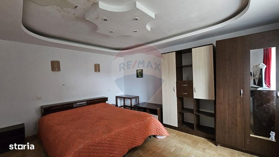 Casă cu 4 camere în Udești