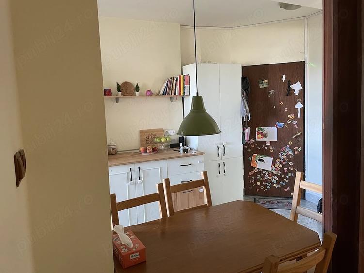 Apartament cu 3 camere decomandat în Circumvalațiunii