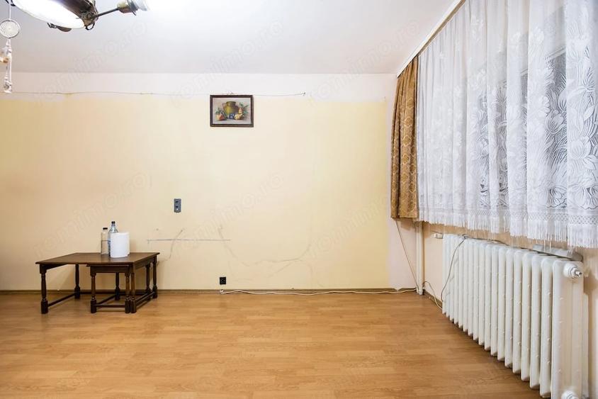 Apartament cu 2 camere decomandat în Baba Novac