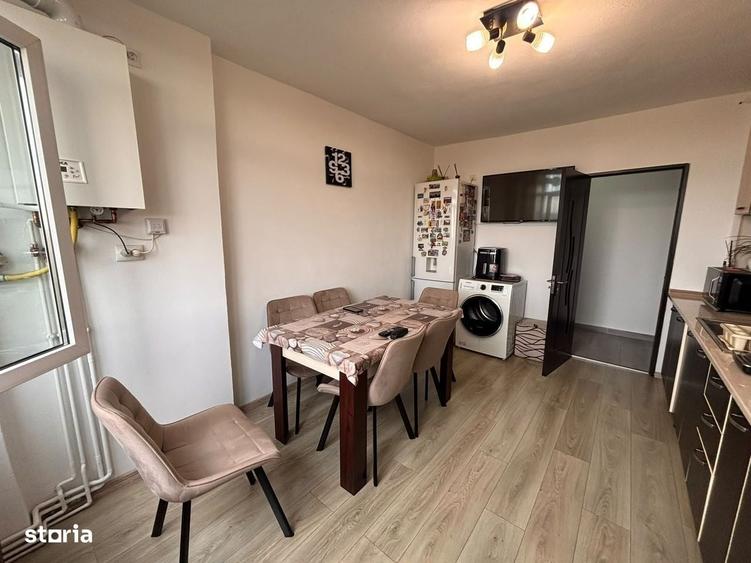 Apartament cu 2 camere decomandat în Vasile Aaron