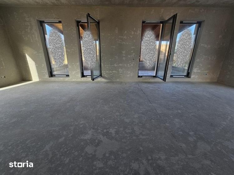 Casă cu 5 camere cu Teren 600 Mp în Ciurila