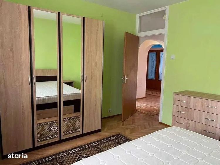 Apartament cu 4 camere decomandat în Ciupercenii Noi