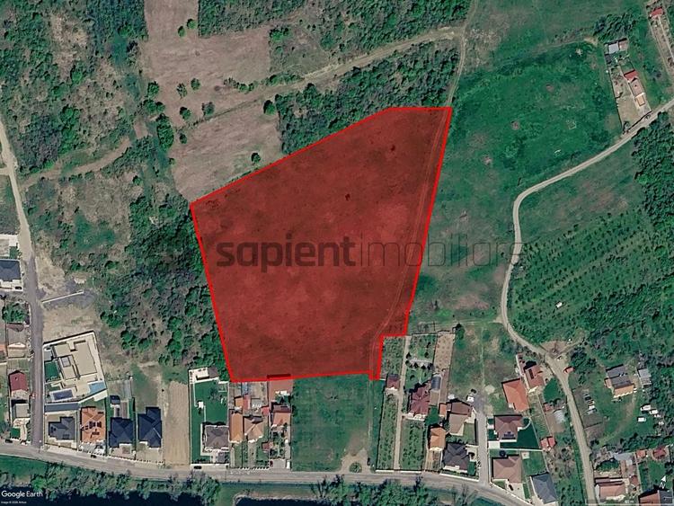Teren Construcții intravilan de 21670 mp, în Podgoria