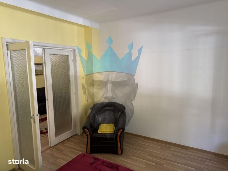 Apartament cu 3 camere în P-ța Rosetti