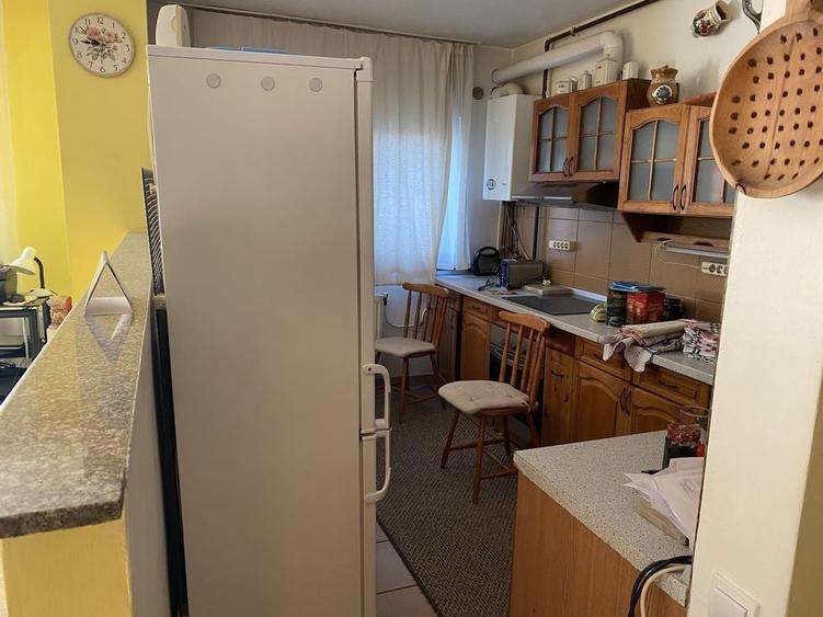 Apartament cu 2 camere decomandat în Florești