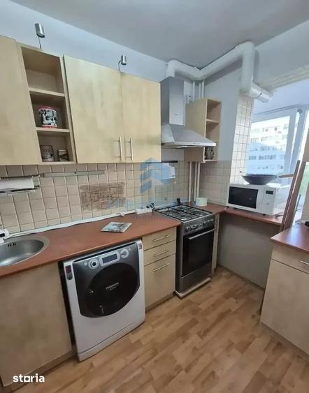 Apartament cu 2 camere decomandat în Tei