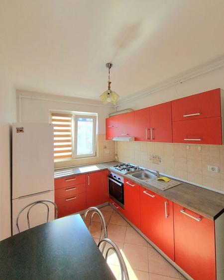 LA CHEIE: Apartament 3 camere, renovat, zona Sagului-Turist - 8