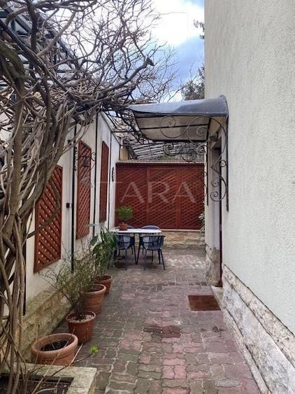 Apartament 3 camere, 98 mp util si curte 150 mp. Andrei Mureșanu. - 1